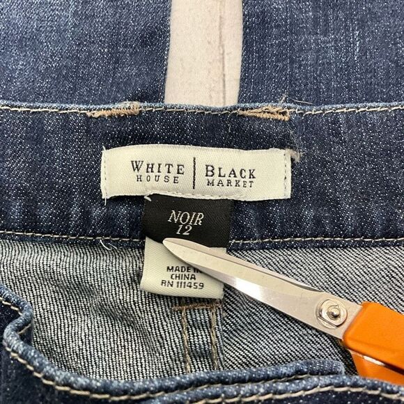 WHITE HOUSE BLACK MARKET Noir Capri Ombré Jeans - Picture 4 of 5
